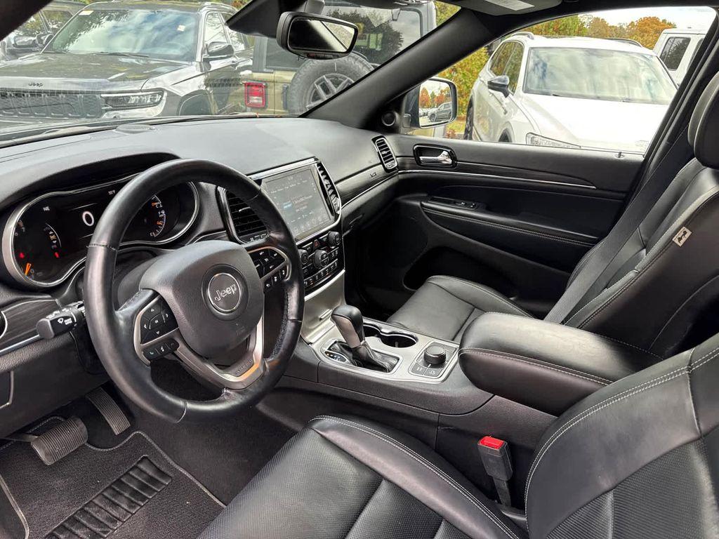 used 2021 Jeep Grand Cherokee car, priced at $27,900