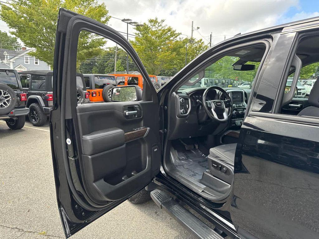 used 2020 GMC Sierra 1500 car, priced at $36,400