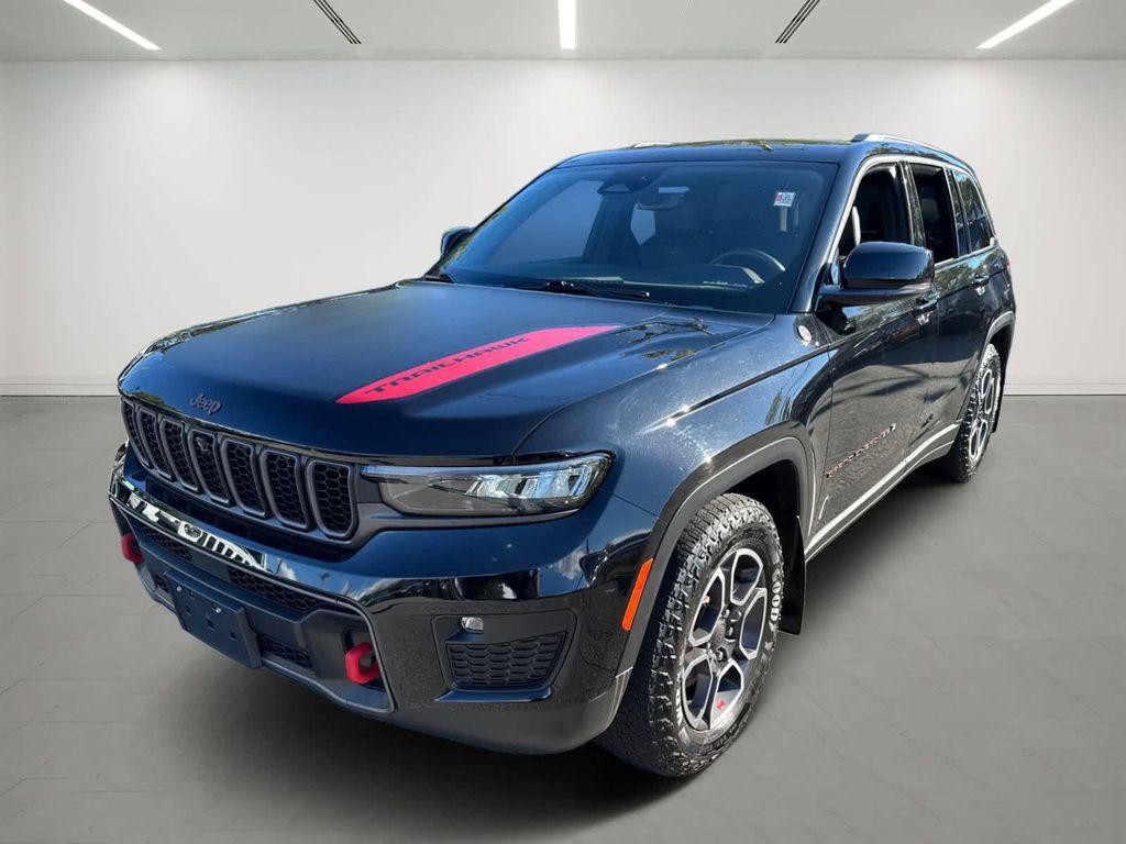 used 2022 Jeep Grand Cherokee car, priced at $37,989