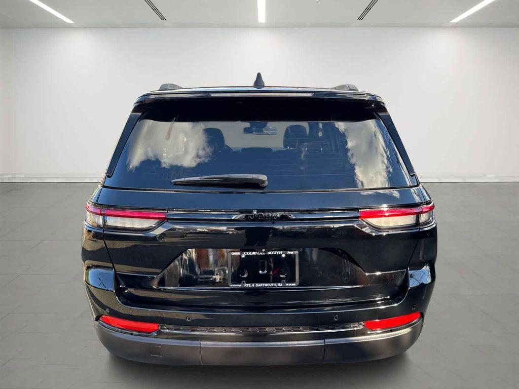used 2023 Jeep Grand Cherokee car, priced at $30,400