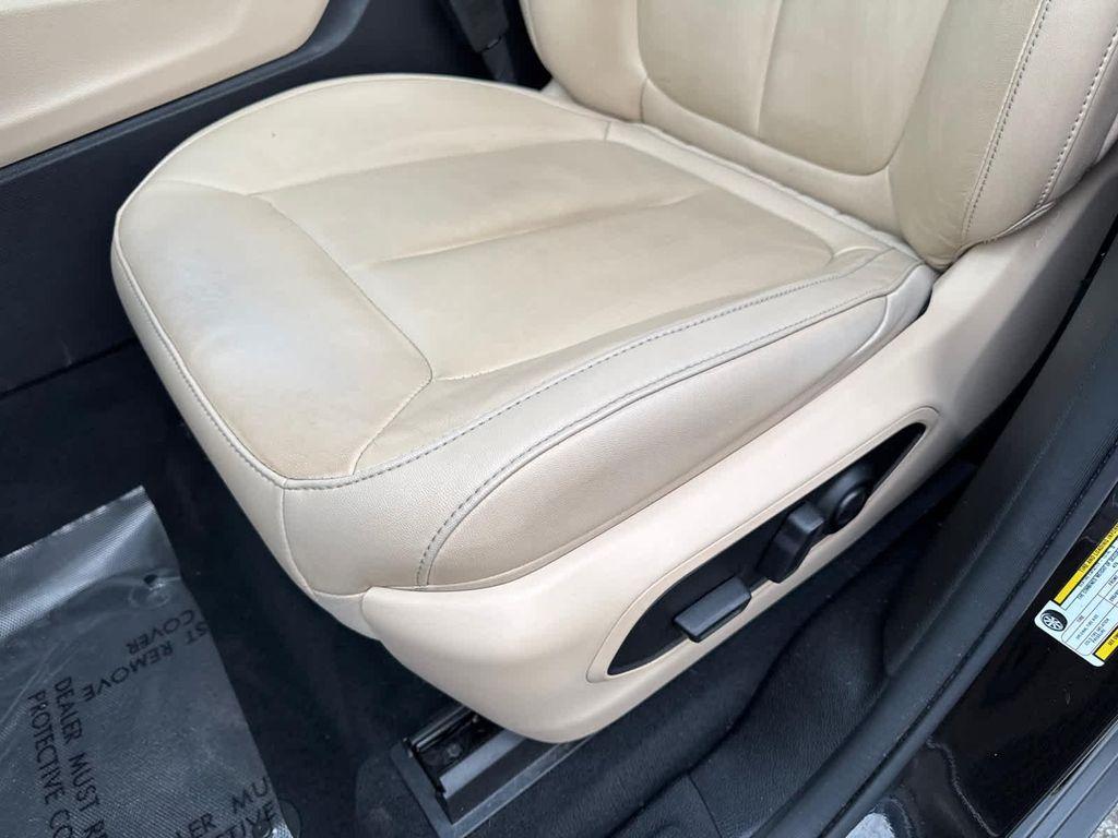 used 2022 Jeep Grand Cherokee 4xe car, priced at $26,900