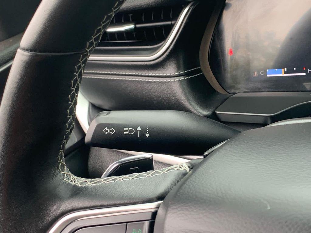 used 2021 Jeep Grand Cherokee L car, priced at $27,900