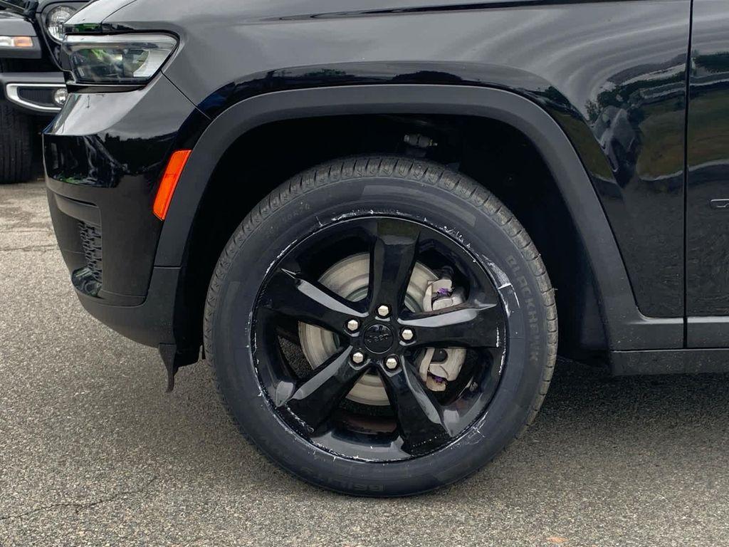 used 2021 Jeep Grand Cherokee L car, priced at $27,900
