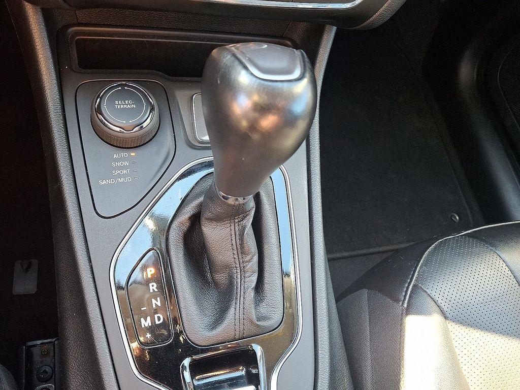 used 2022 Jeep Cherokee car, priced at $23,491