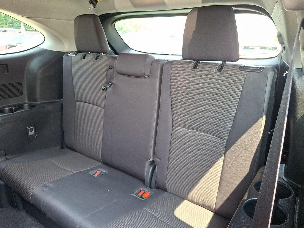 used 2023 Toyota Highlander car, priced at $33,992