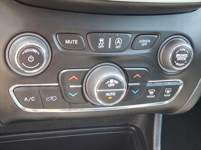 used 2019 Jeep Cherokee car, priced at $16,992