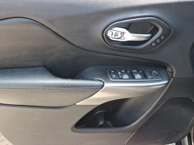 used 2019 Jeep Cherokee car, priced at $16,992