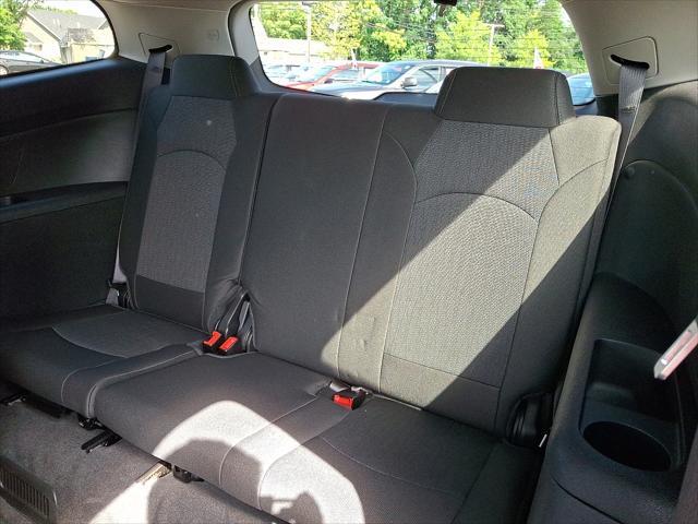 used 2015 Chevrolet Traverse car, priced at $9,792