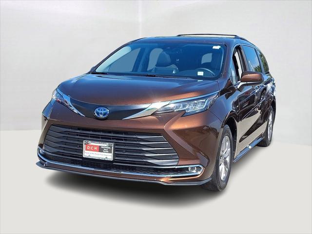 used 2022 Toyota Sienna car, priced at $40,490