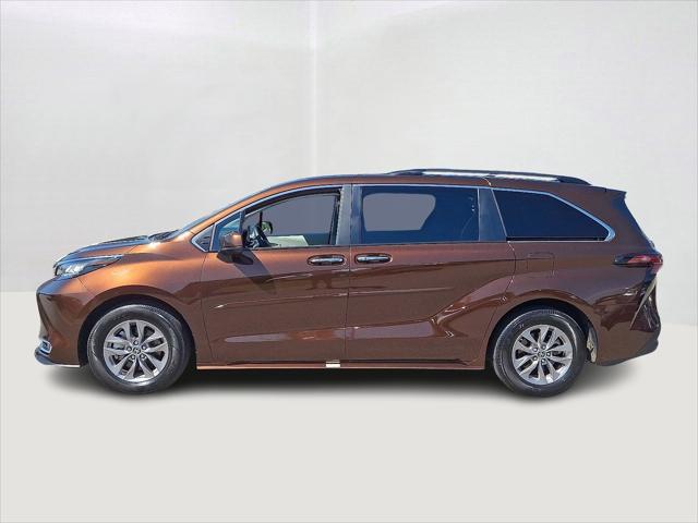 used 2022 Toyota Sienna car, priced at $39,991