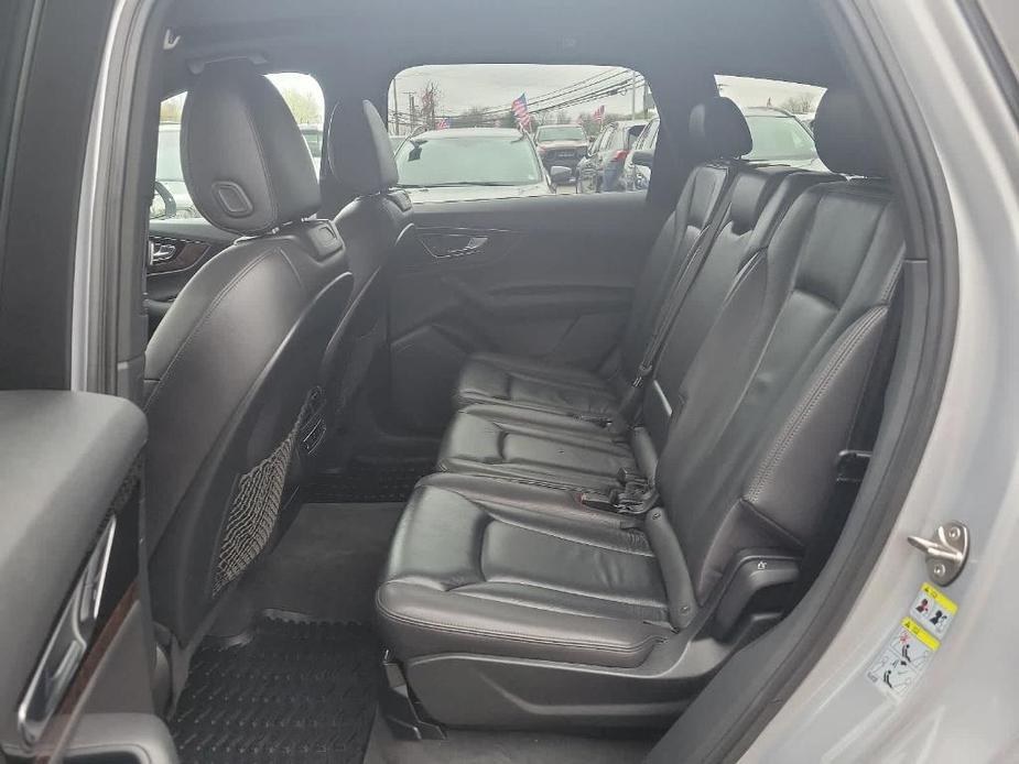 used 2017 Audi Q7 car, priced at $18,491