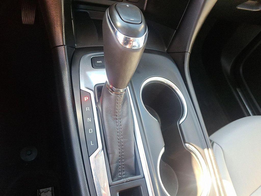 used 2019 Chevrolet Equinox car, priced at $18,293