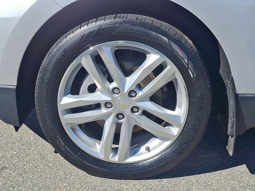 used 2019 Chevrolet Equinox car, priced at $18,293