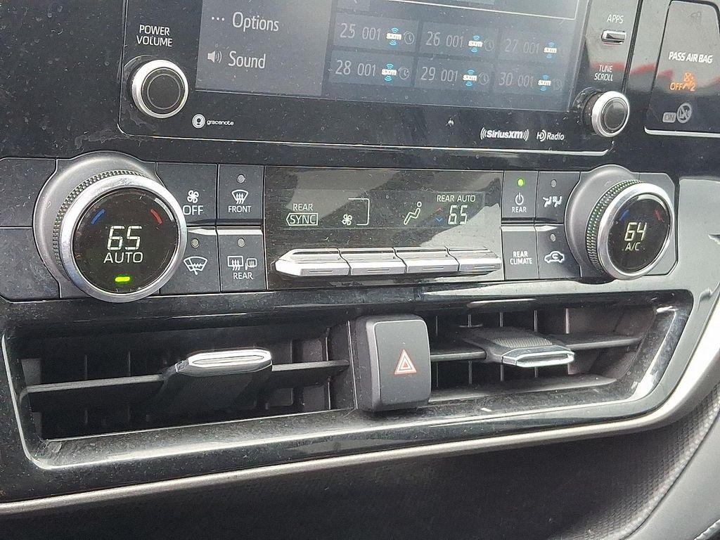 used 2022 Toyota Highlander car, priced at $32,491