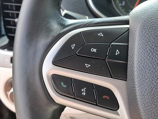 used 2019 Jeep Cherokee car, priced at $13,993