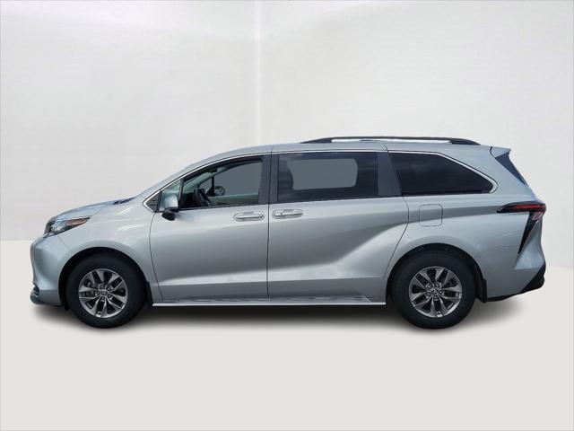 used 2023 Toyota Sienna car, priced at $38,491