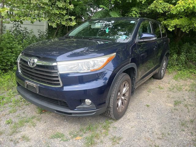 used 2016 Toyota Highlander car, priced at $19,290