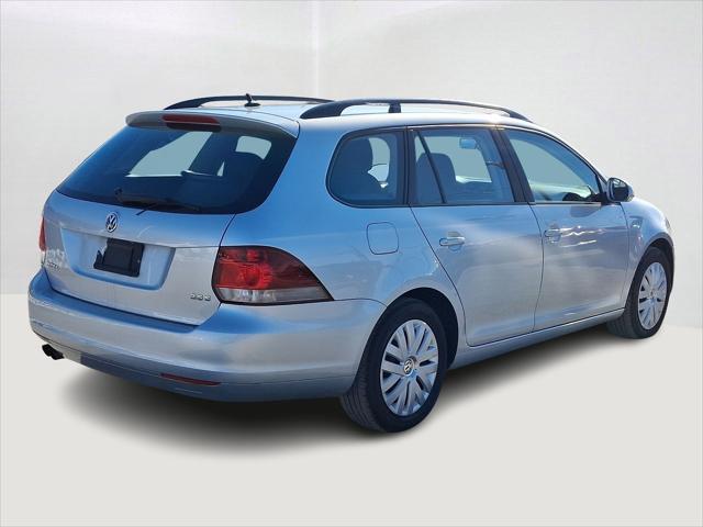 used 2013 Volkswagen Jetta SportWagen car, priced at $8,991