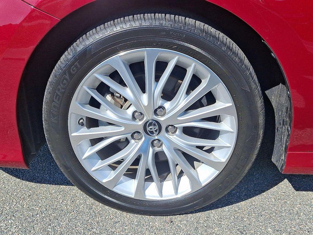 used 2019 Toyota Camry Hybrid car, priced at $25,994