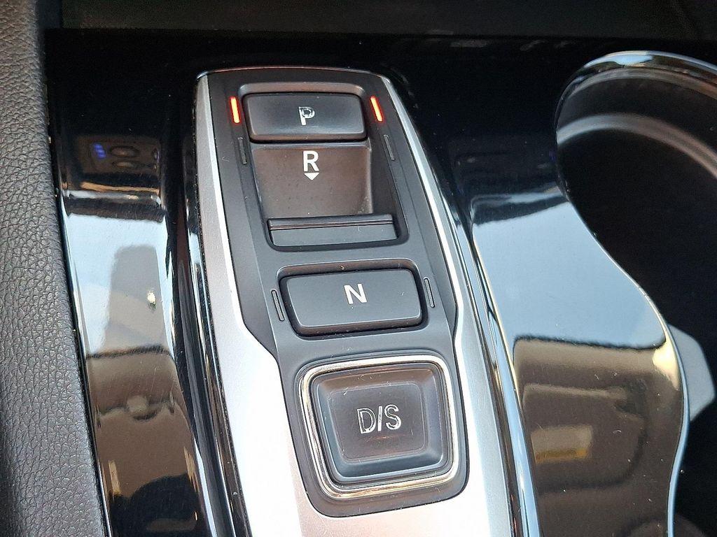 used 2018 Honda Pilot car, priced at $20,992