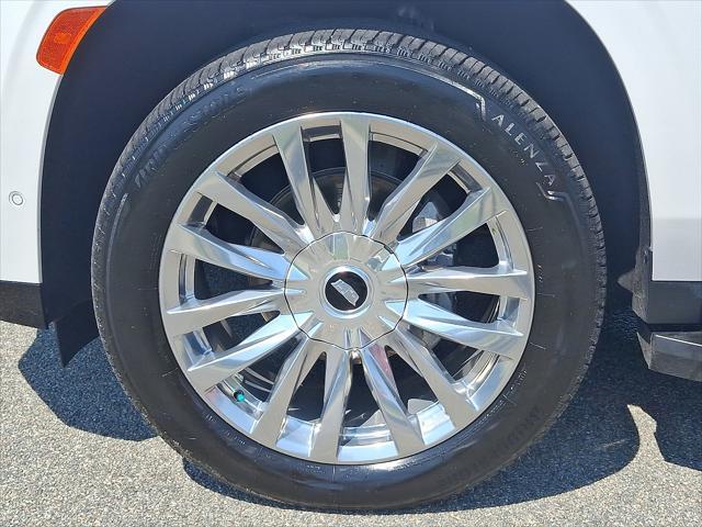 used 2021 Cadillac Escalade ESV car, priced at $54,991