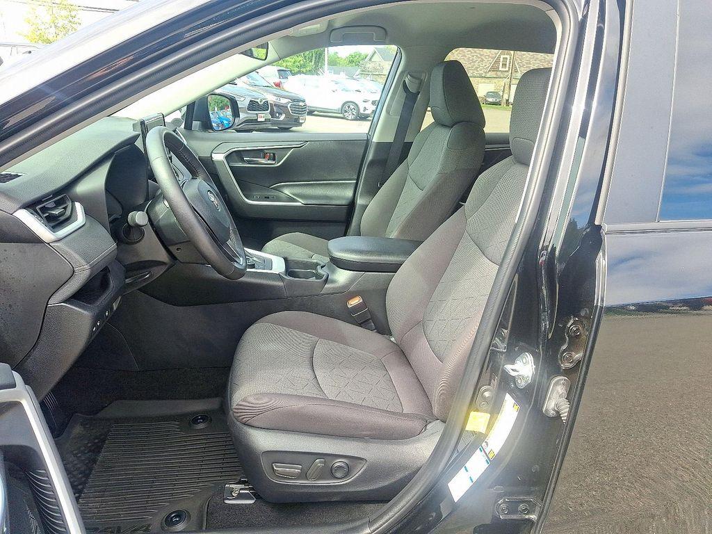 used 2021 Toyota RAV4 Hybrid car, priced at $25,995