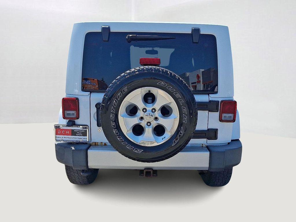 used 2013 Jeep Wrangler Unlimited car, priced at $11,995