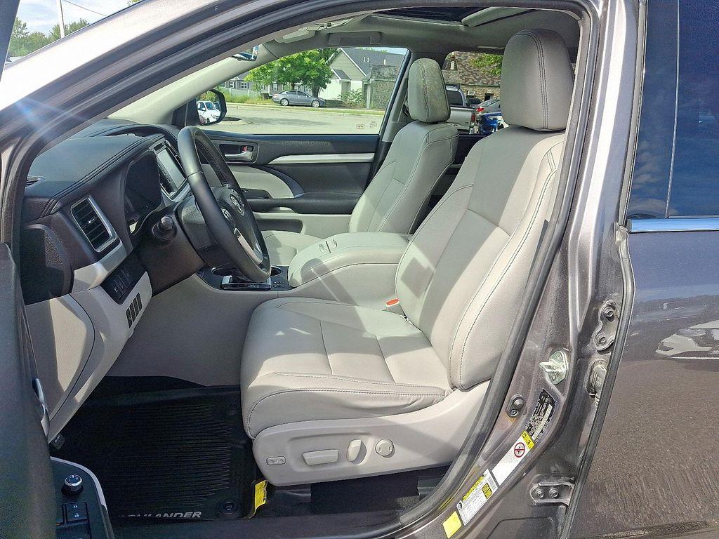used 2018 Toyota Highlander car, priced at $23,993
