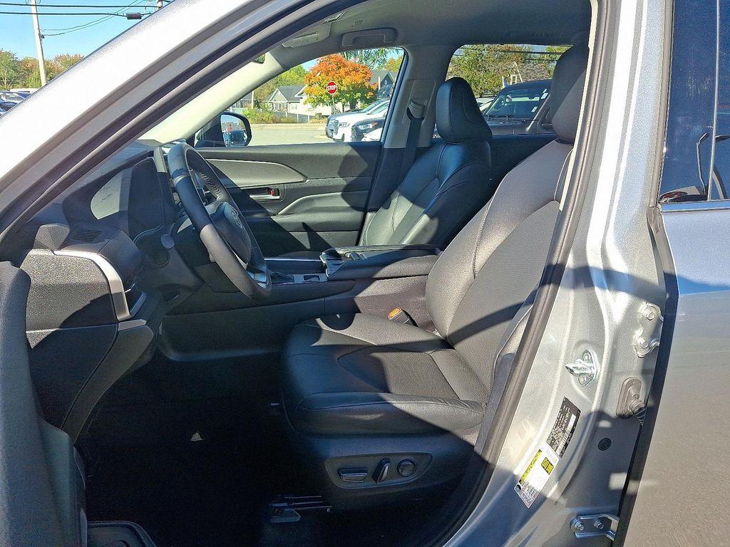 used 2024 Toyota Grand Highlander car, priced at $44,991