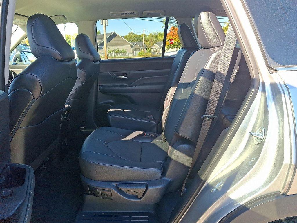 used 2024 Toyota Grand Highlander car, priced at $44,991