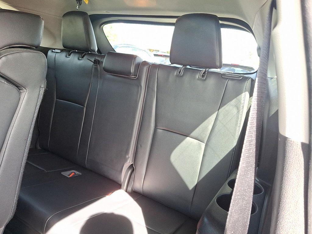 used 2020 Toyota Highlander car, priced at $32,792