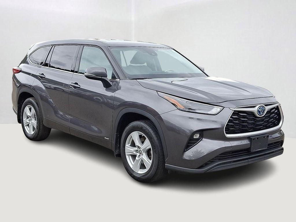 used 2022 Toyota Highlander Hybrid car, priced at $34,992