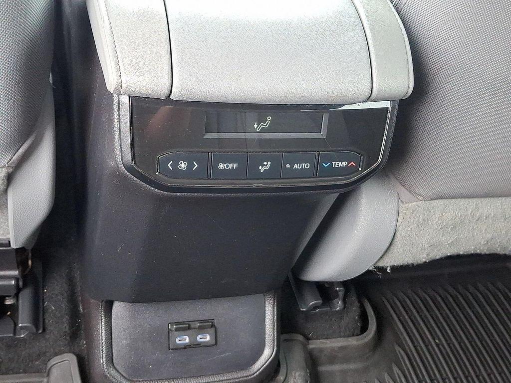 used 2022 Toyota Highlander Hybrid car, priced at $34,992