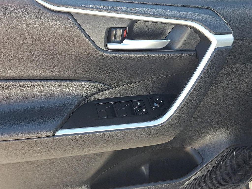 used 2020 Toyota RAV4 car, priced at $20,992