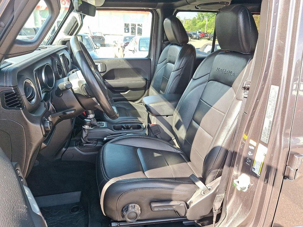 used 2022 Jeep Wrangler Unlimited car, priced at $34,494