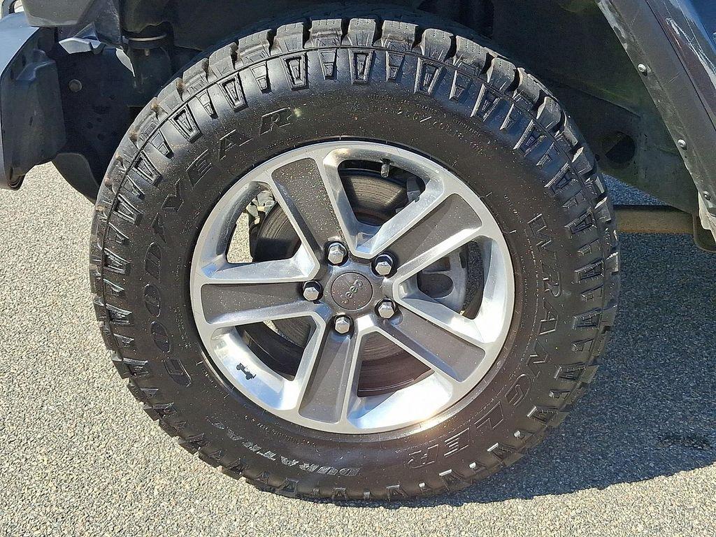 used 2022 Jeep Wrangler Unlimited car, priced at $34,494