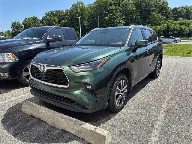 used 2023 Toyota Highlander Hybrid car, priced at $41,490