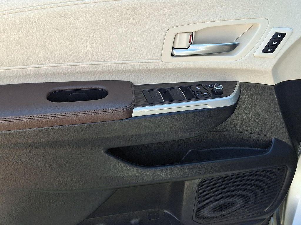 used 2024 Toyota Sienna car, priced at $51,493