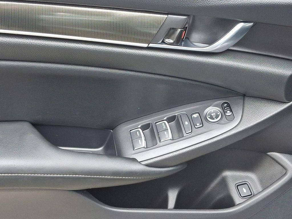 used 2022 Honda Accord Hybrid car, priced at $23,492