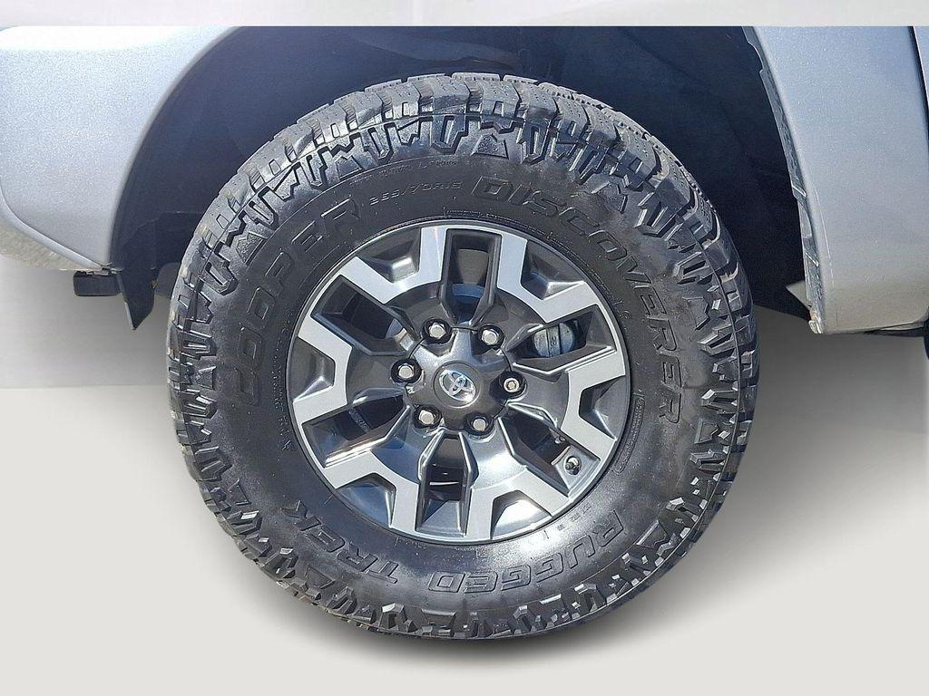 used 2014 Toyota Tacoma car, priced at $19,391