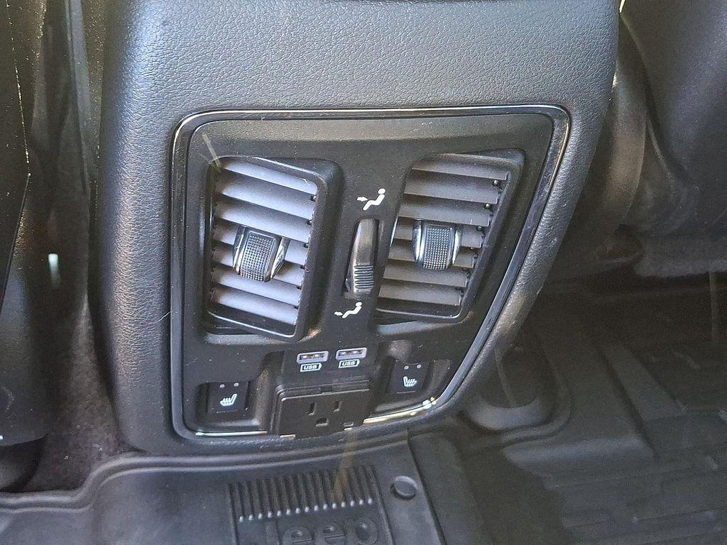 used 2016 Jeep Grand Cherokee car, priced at $14,292