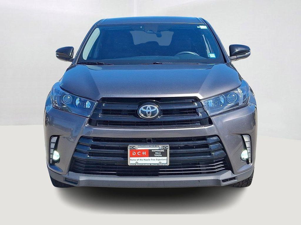 used 2019 Toyota Highlander car, priced at $16,993