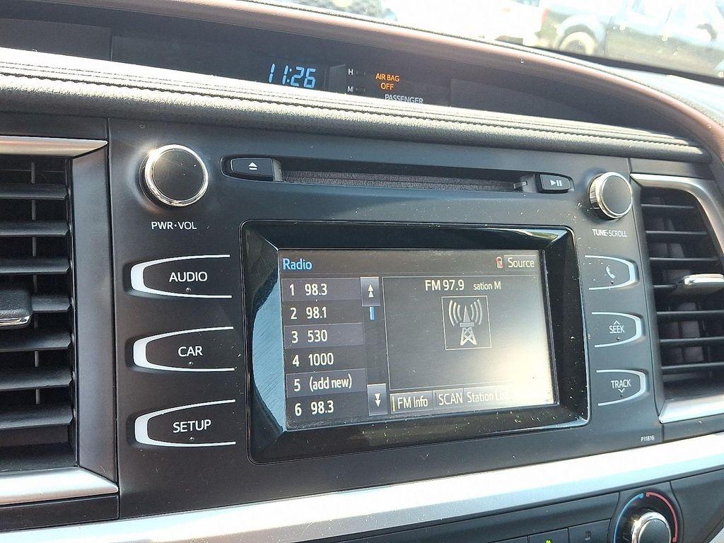 used 2019 Toyota Highlander car, priced at $16,993