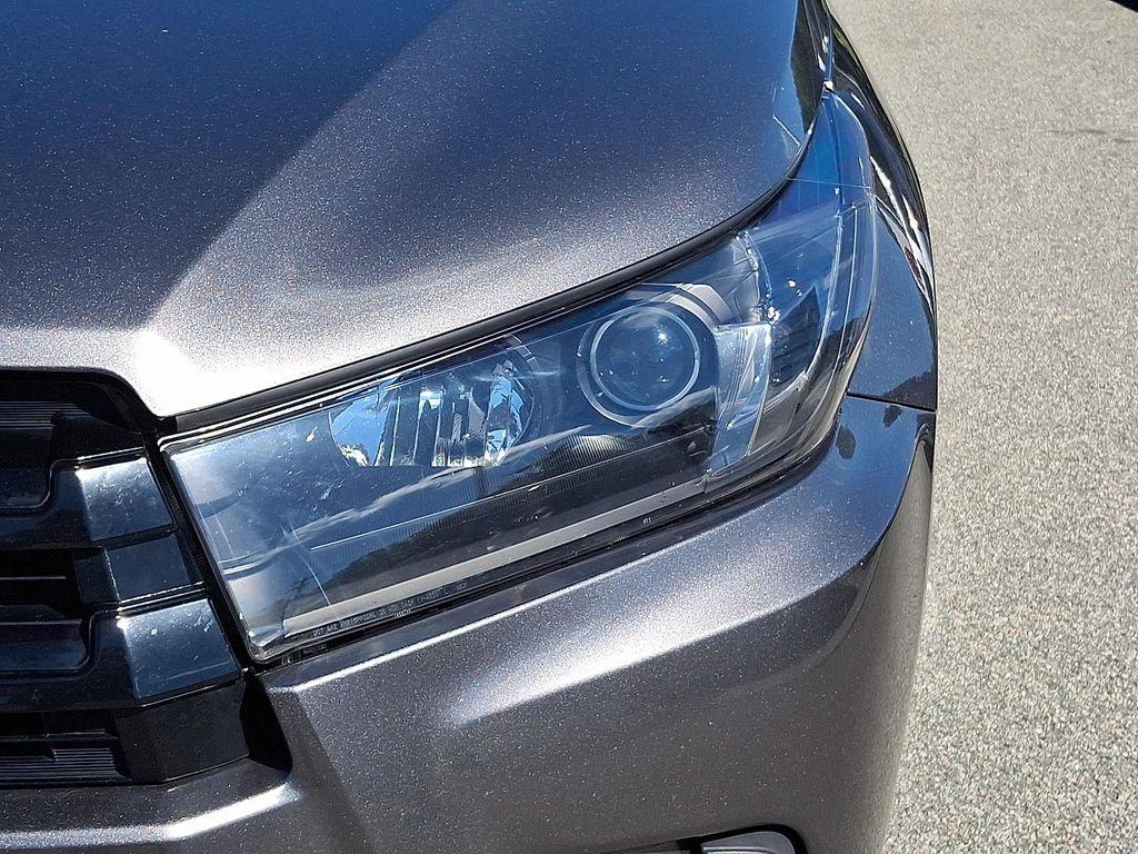 used 2019 Toyota Highlander car, priced at $16,993