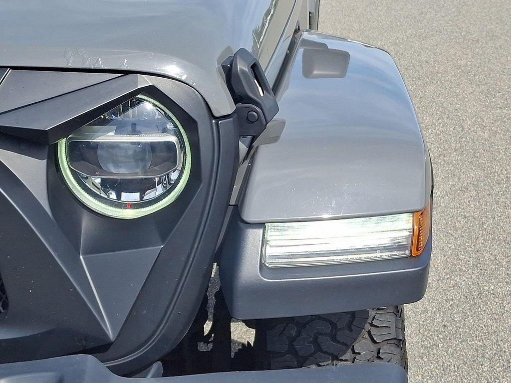 used 2020 Jeep Wrangler Unlimited car, priced at $23,292