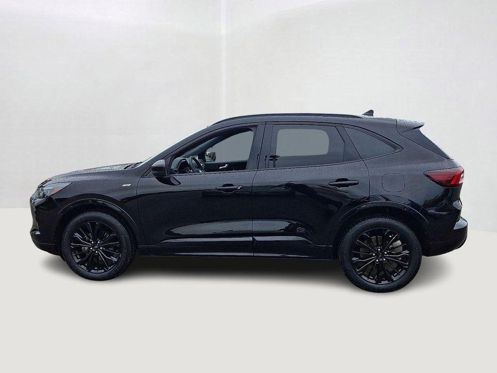 used 2023 Ford Escape car, priced at $23,999