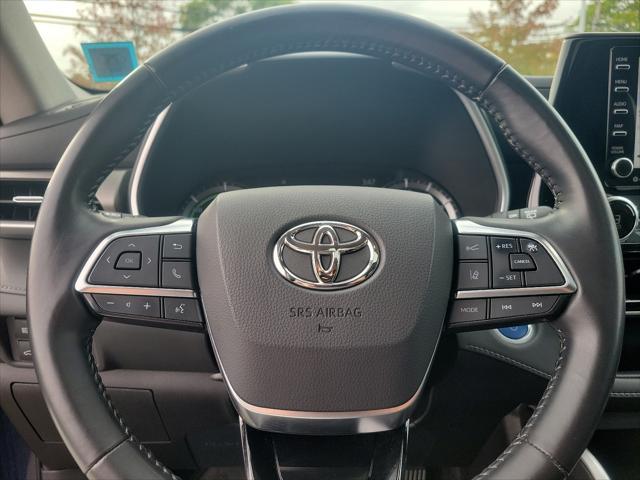 used 2021 Toyota Highlander Hybrid car, priced at $29,996