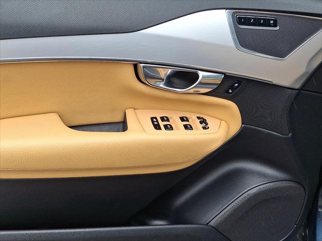 used 2018 Volvo XC90 car, priced at $17,995