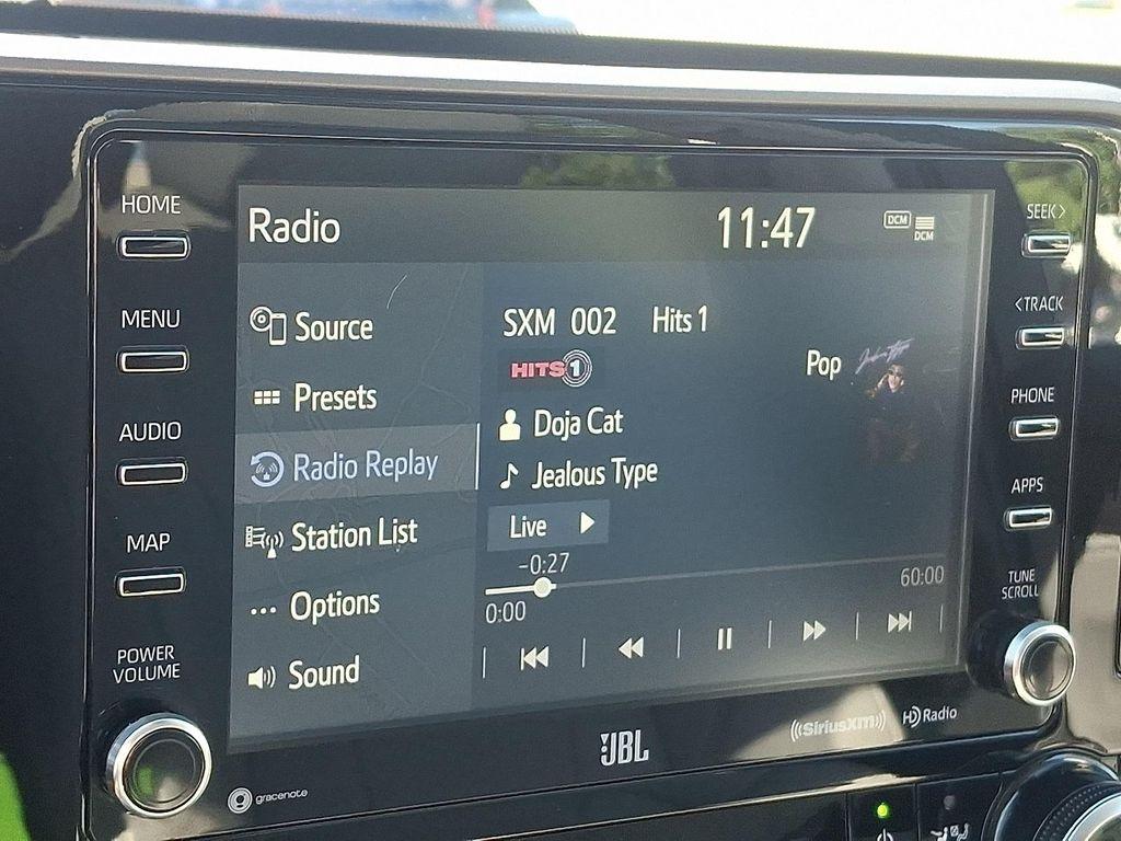 used 2022 Toyota Highlander Hybrid car, priced at $29,995