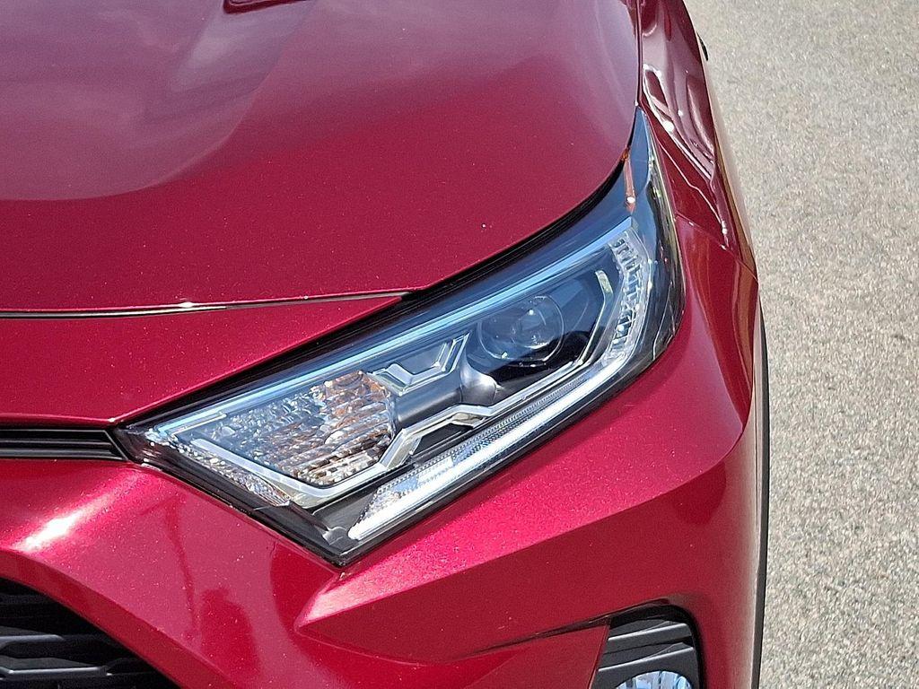 used 2021 Toyota RAV4 Hybrid car, priced at $26,491